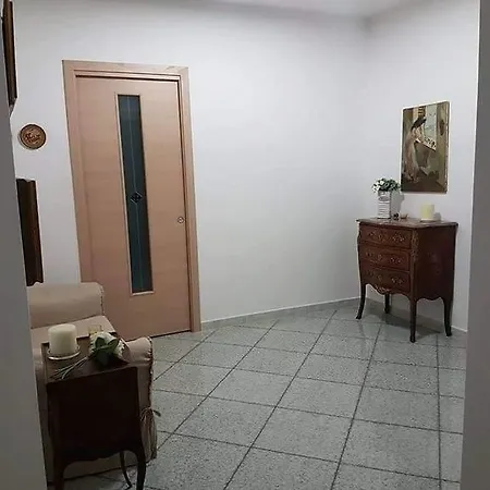 Apartment Theatrum